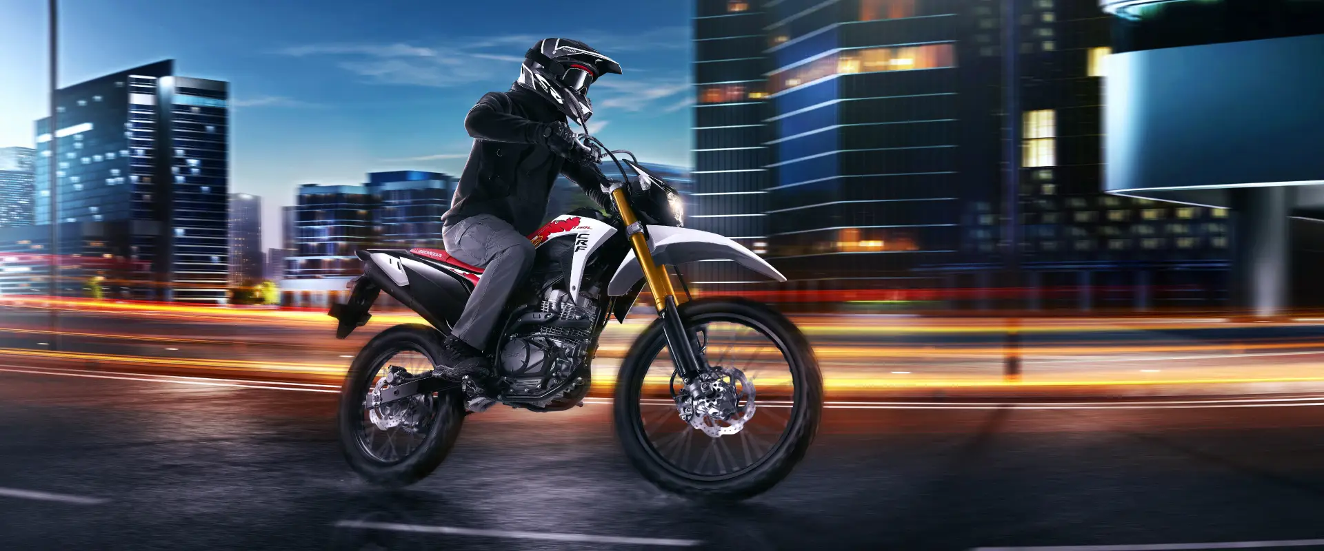 lifestyle-banner-crf150l-1920x800px-1-28072025-020325